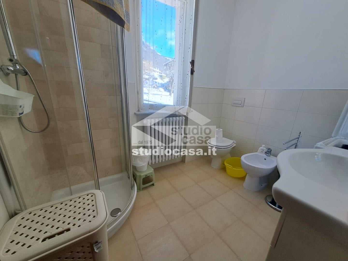 Villa a schiera di testa in vendita a Costa Serina