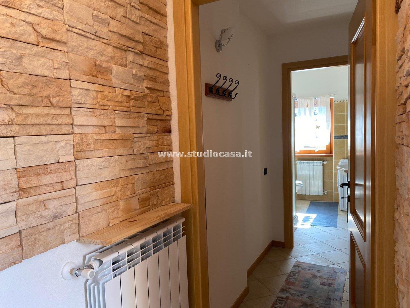 Appartamento in vendita a Carona