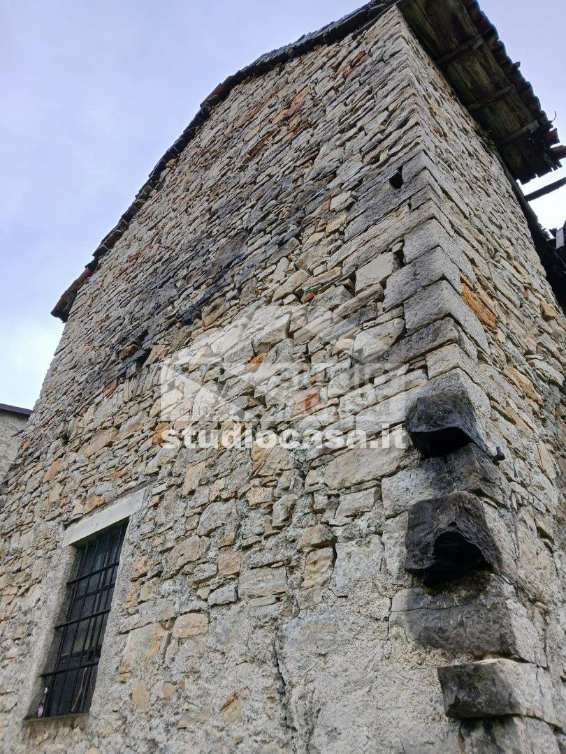 Casa Rustica in vendita a Rota d