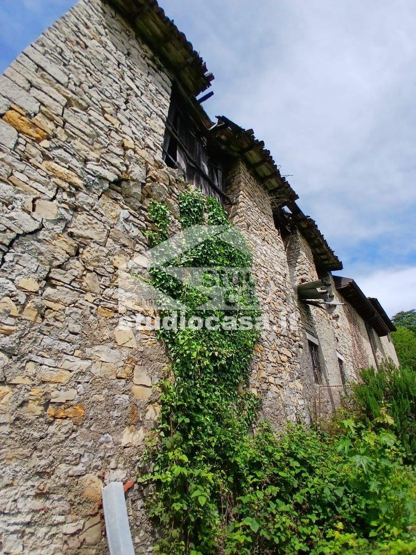 Casa Rustica in vendita a Rota d