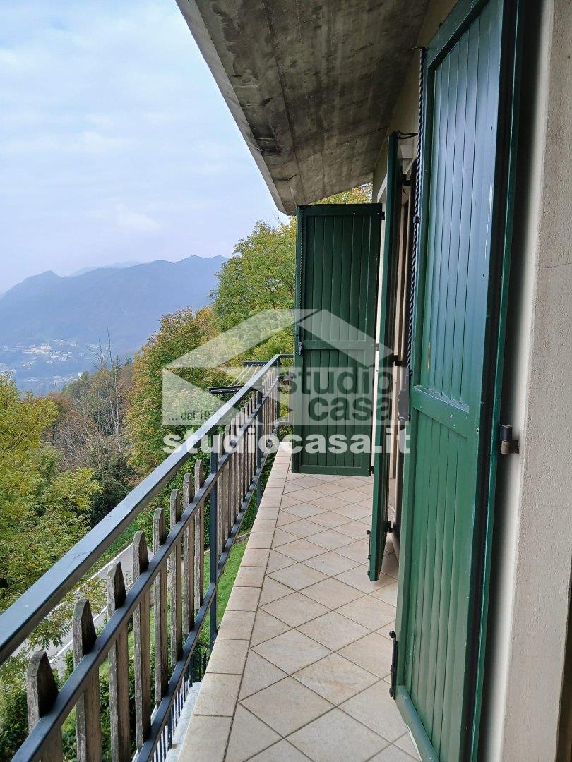 Villa Unifamiliare in vendita a Costa Serina