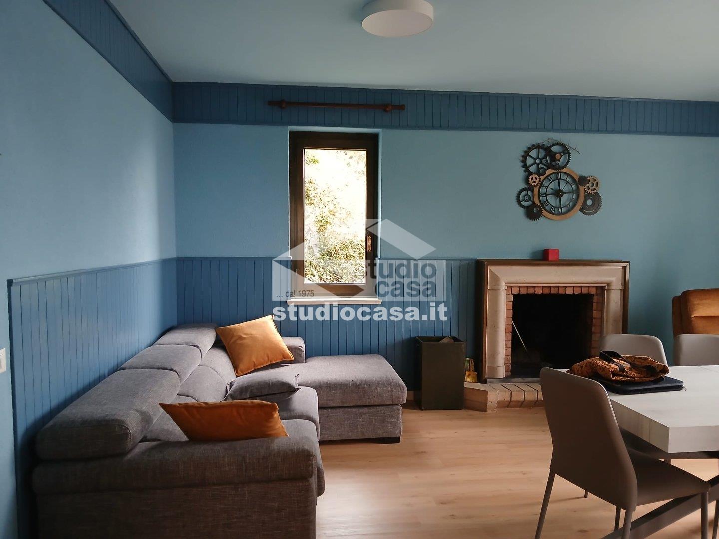 Villa Unifamiliare in vendita a Costa Serina