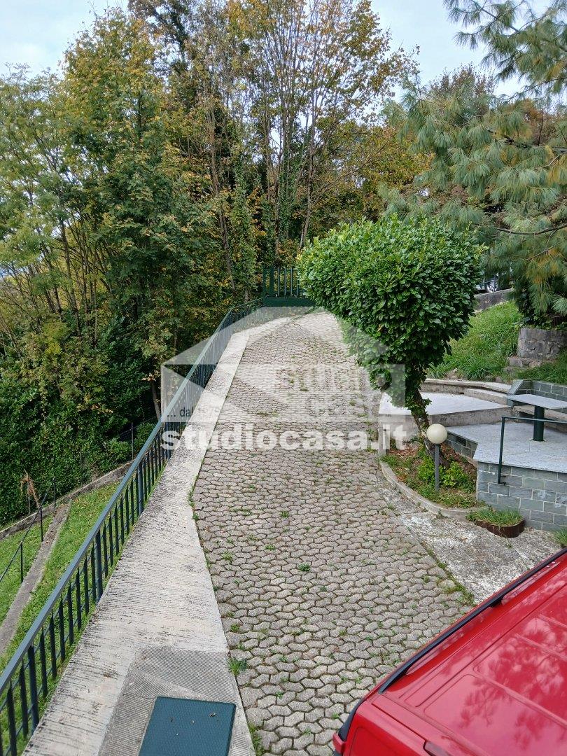 Villa Unifamiliare in vendita a Costa Serina