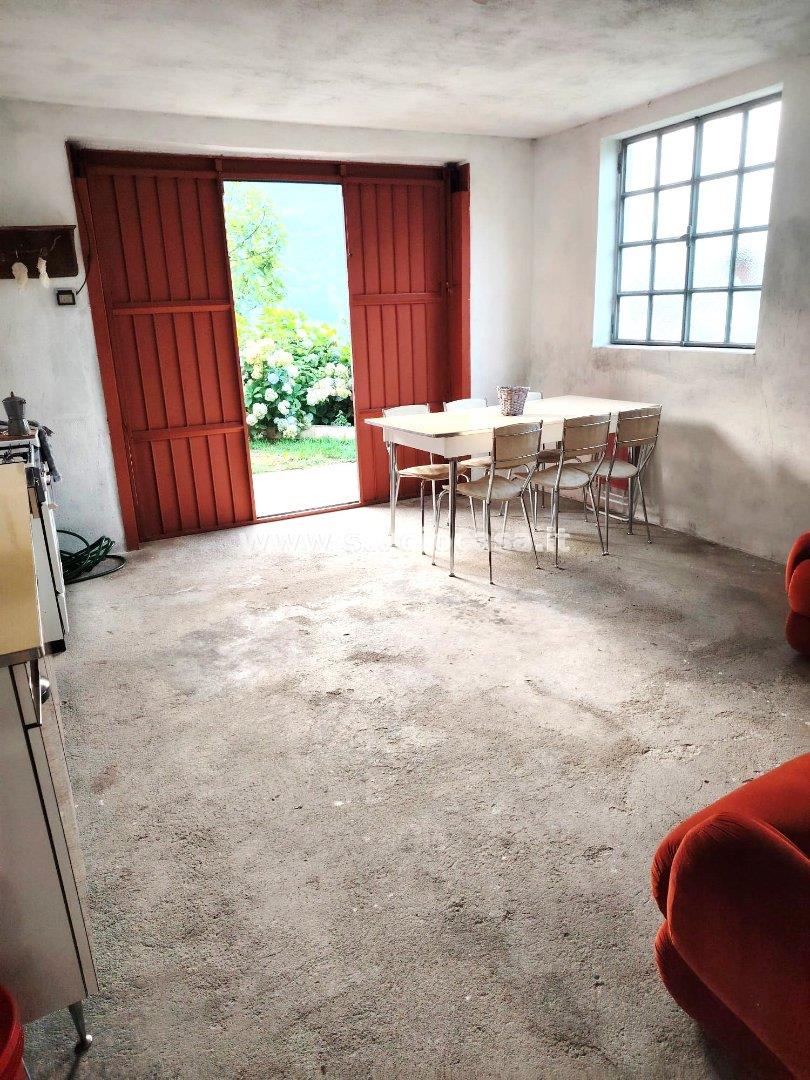 Casa Bifamiliare in vendita a Val Brembilla