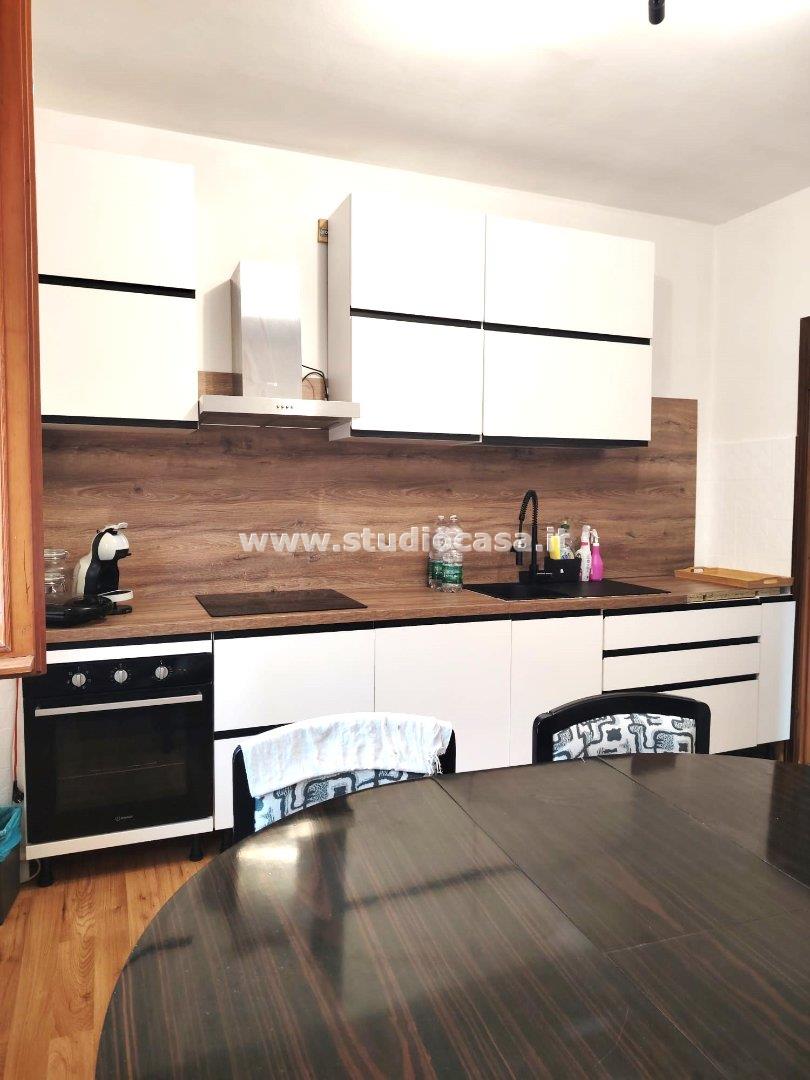 Casa Bifamiliare in vendita a Val Brembilla