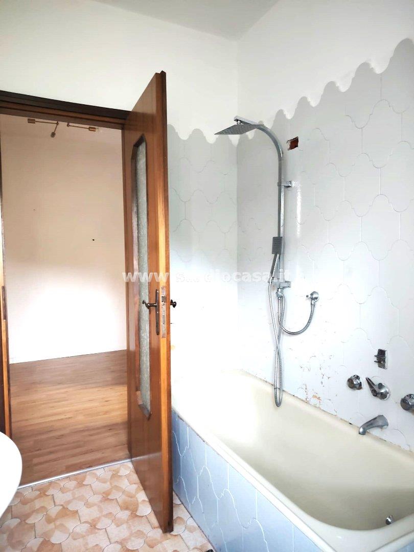 Casa Bifamiliare in vendita a Val Brembilla