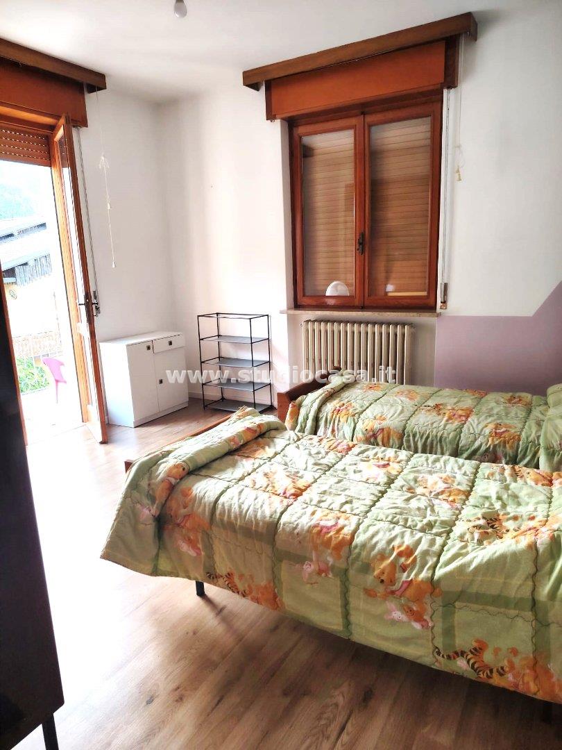 Casa Bifamiliare in vendita a Val Brembilla