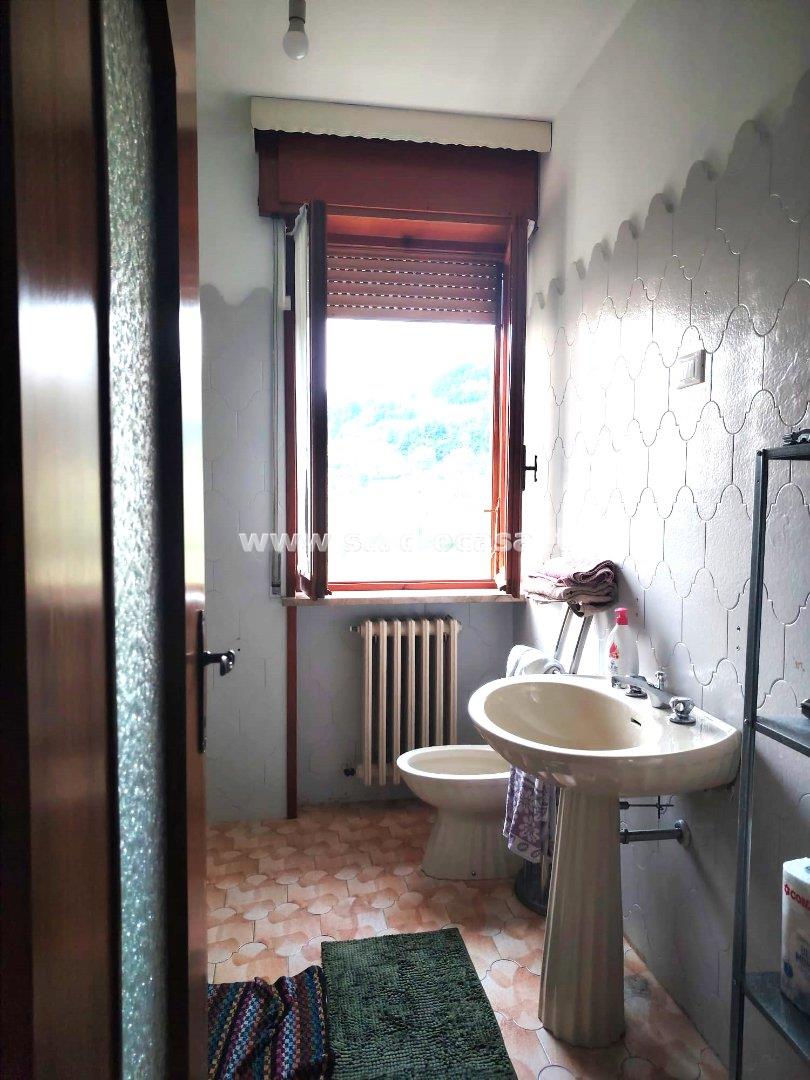 Casa Bifamiliare in vendita a Val Brembilla