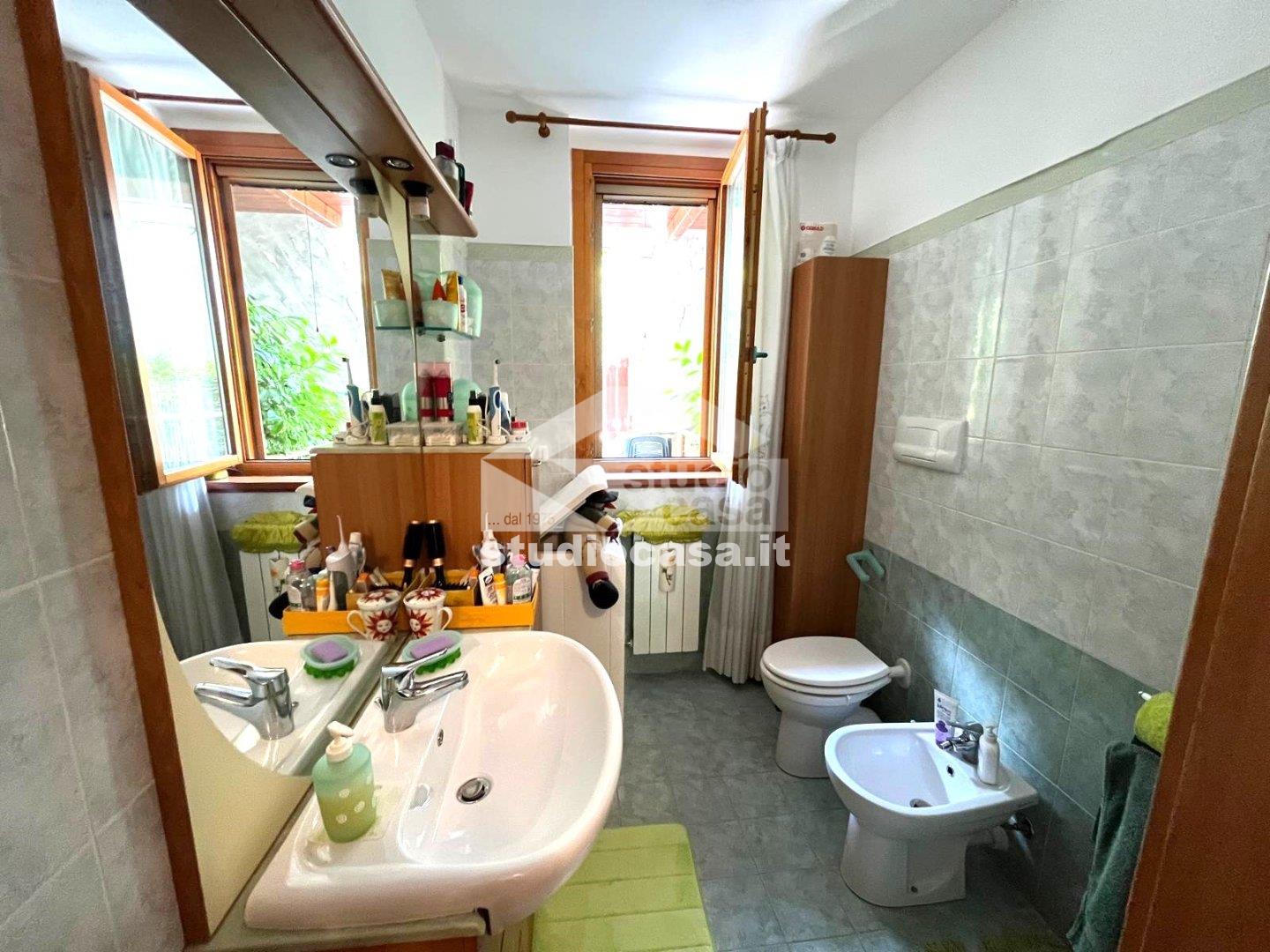 Appartamento in vendita a Lenna