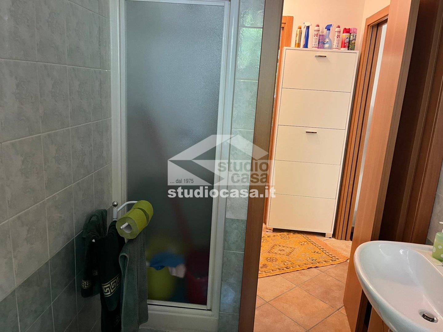 Appartamento in vendita a Lenna