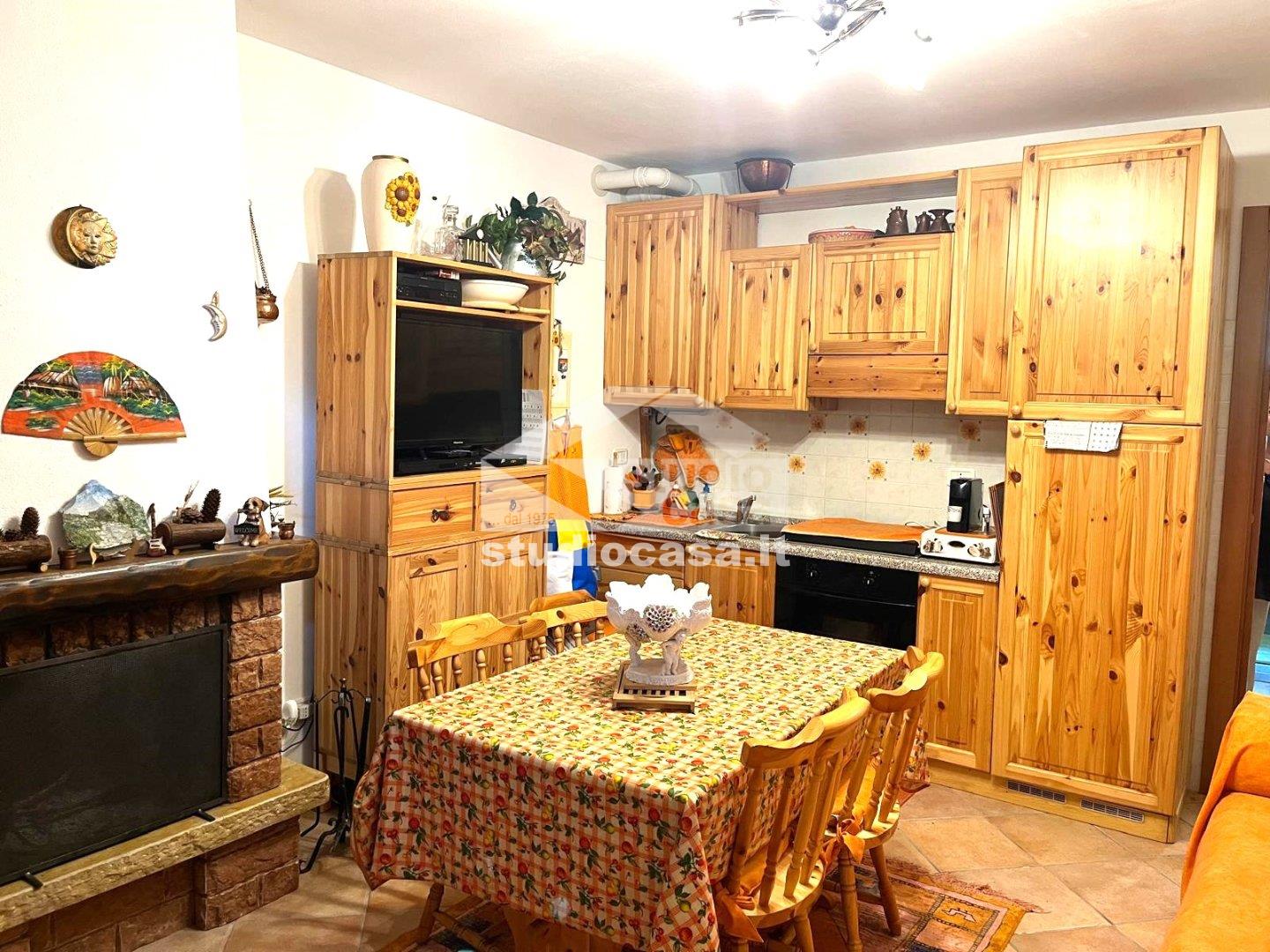 Appartamento in vendita a Lenna