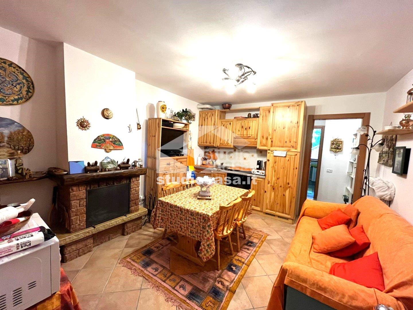 Appartamento in vendita a Lenna