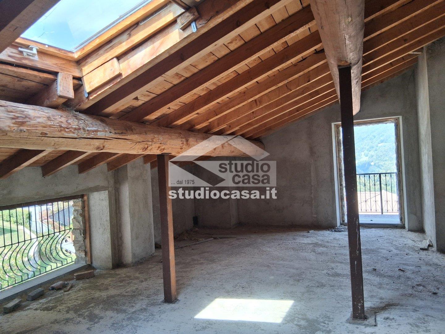 Appartamento in vendita a Algua