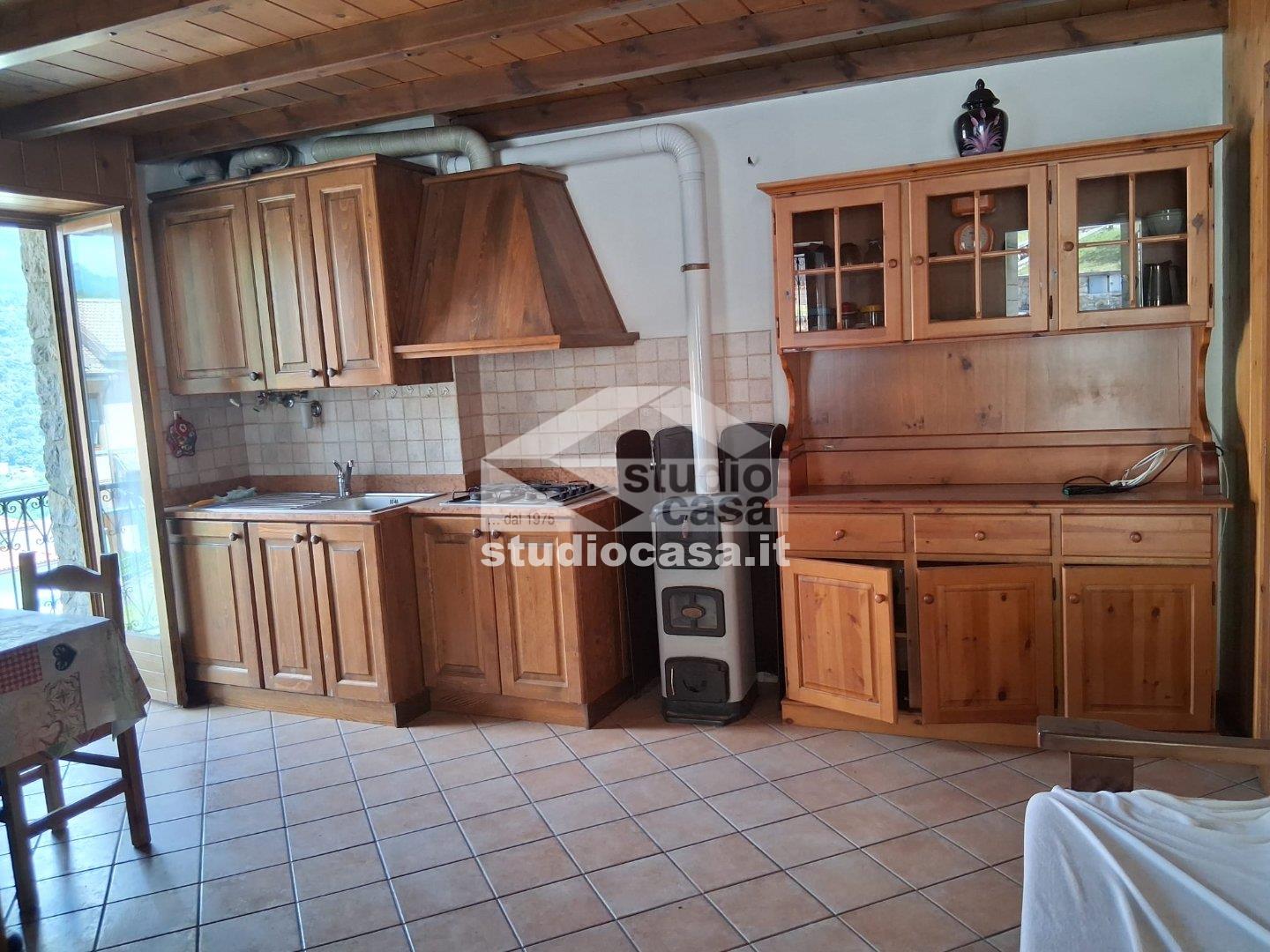 Appartamento in vendita a Algua