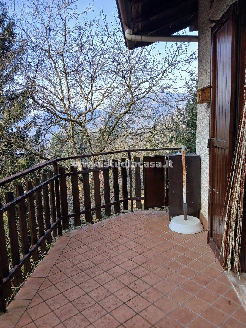 Appartamento in vendita a Costa Serina