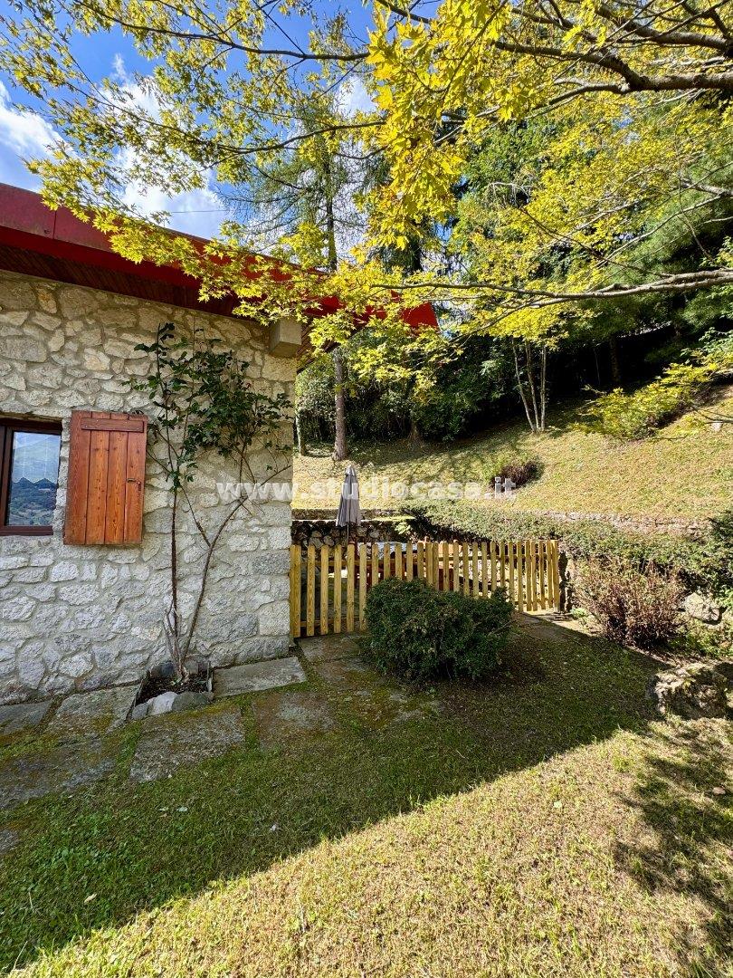 Villa Unifamiliare in vendita a Oltre il Colle