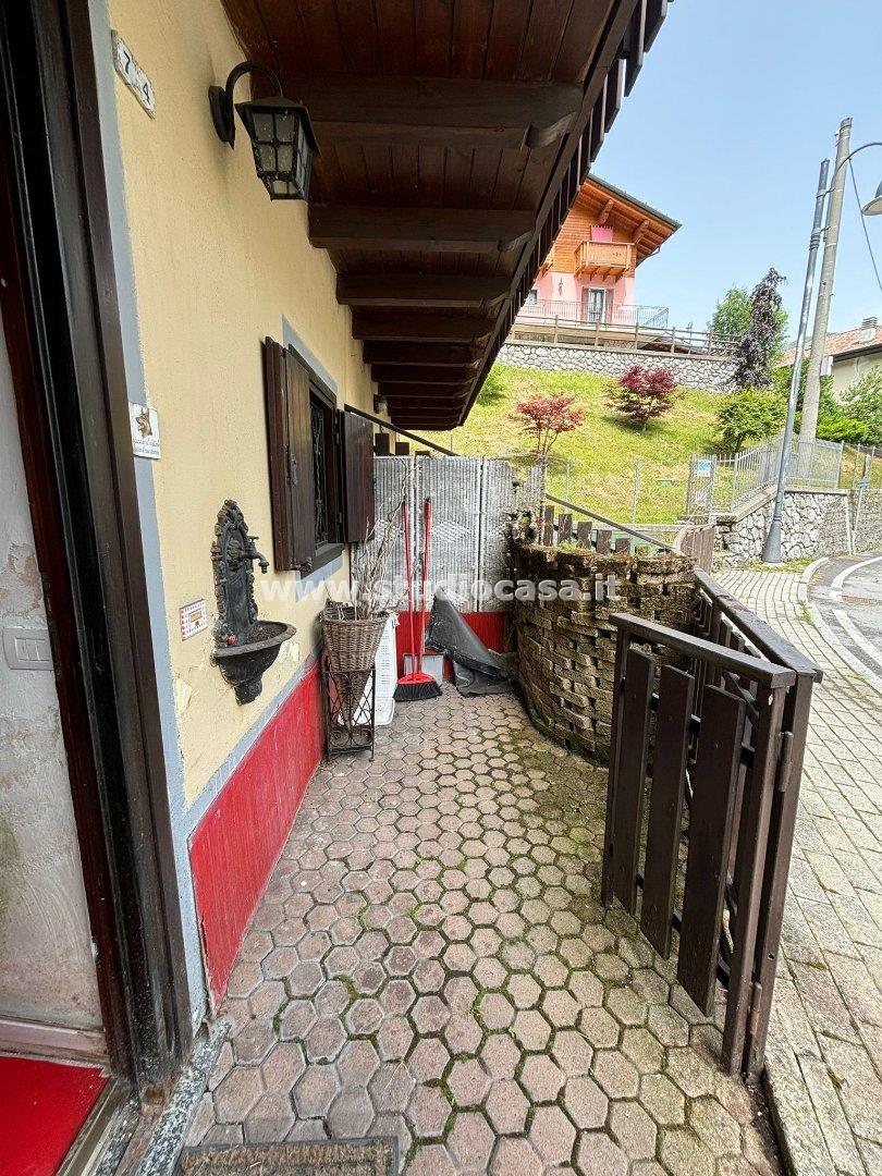 Appartamento in vendita a Oltre il Colle