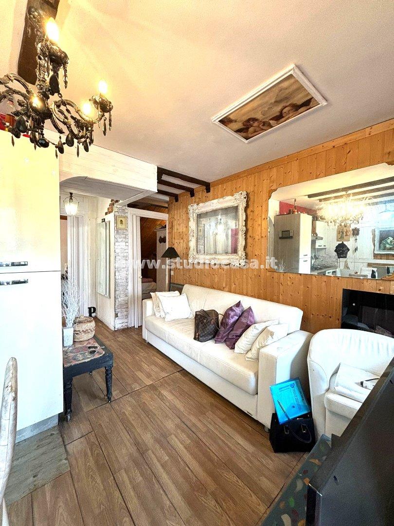 Appartamento in vendita a Oltre il Colle