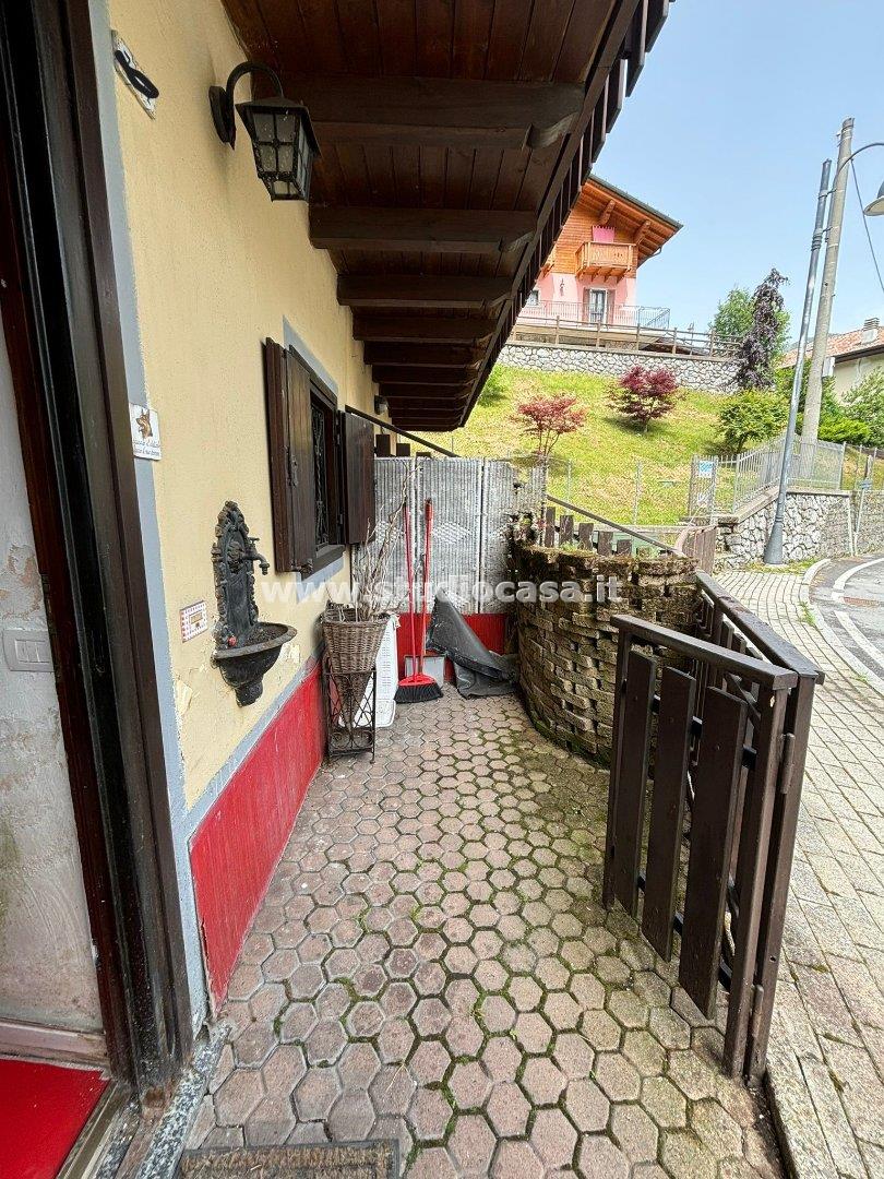 Appartamento in vendita a Oltre il Colle