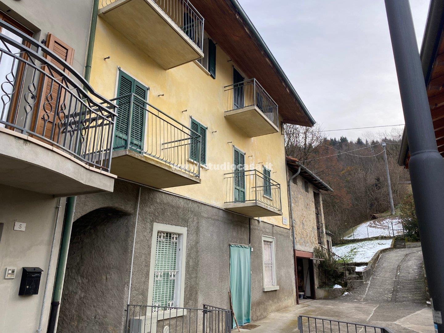 Casa Unifamiliare in vendita a San Giovanni Bianco