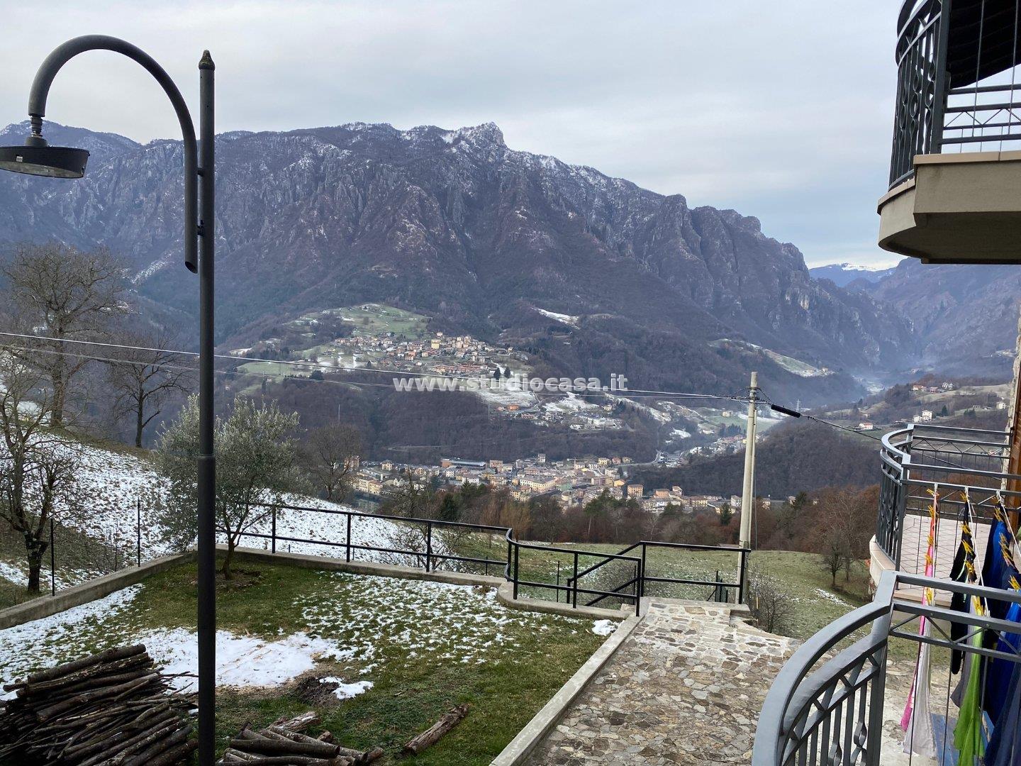 Casa Unifamiliare in vendita a San Giovanni Bianco