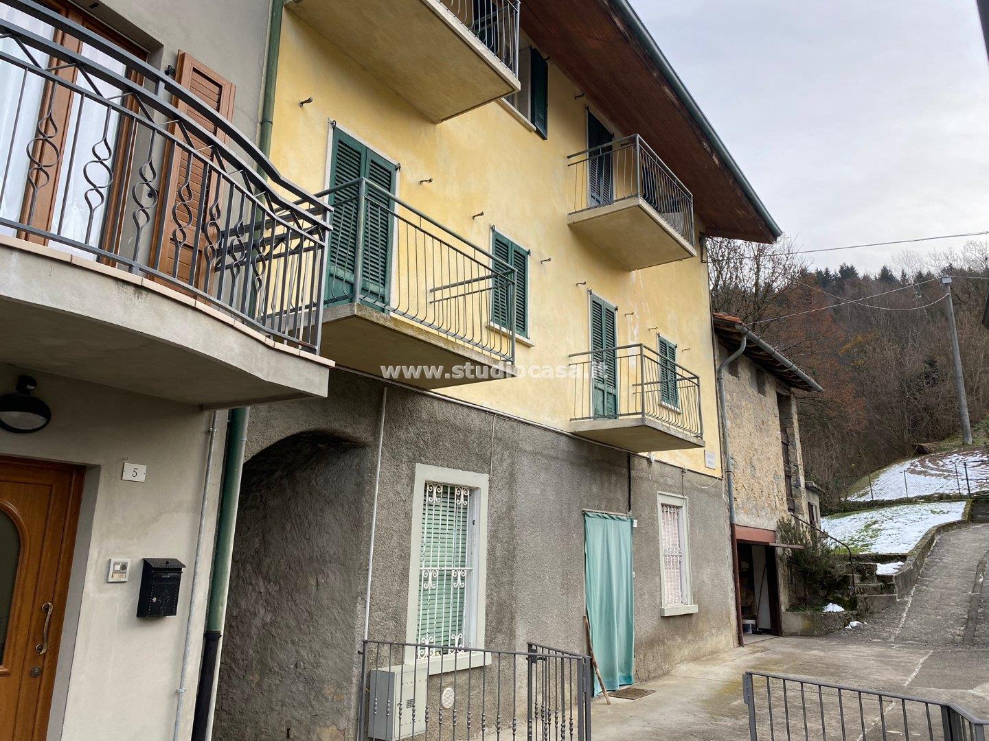 Casa Unifamiliare in vendita a San Giovanni Bianco