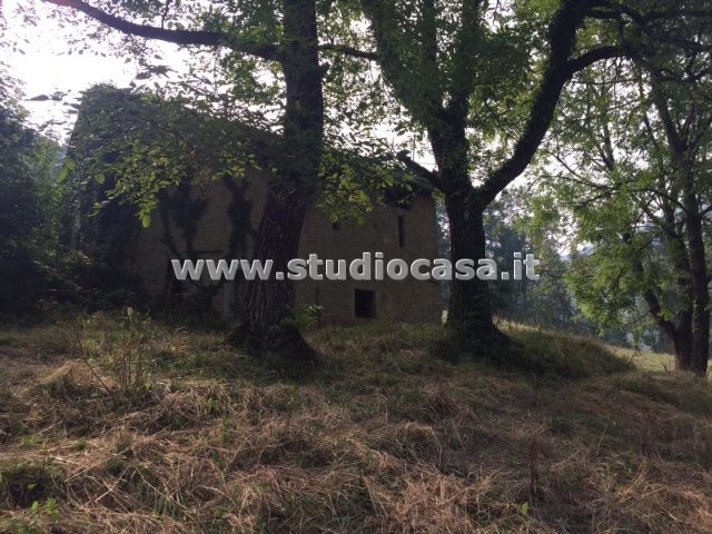 Casa Rustica in vendita a Dossena