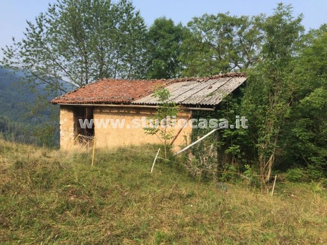 Casa Rustica in vendita a Dossena