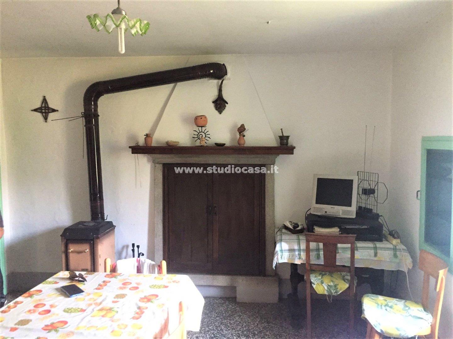 Casa Rustica in vendita a Zogno