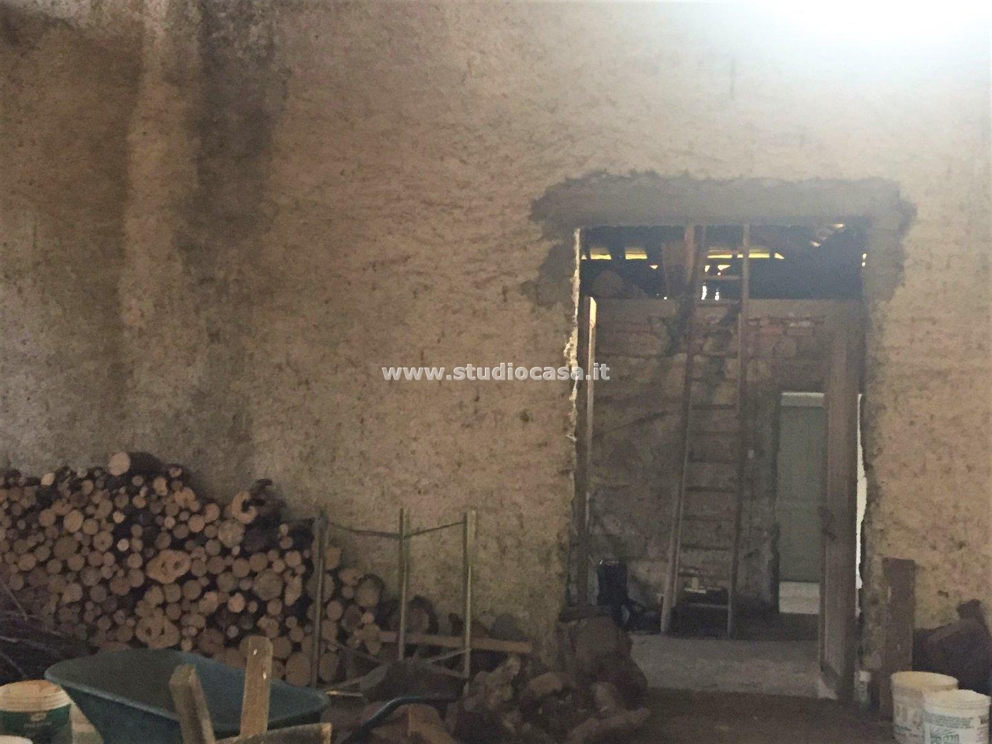 Casa Rustica in vendita a Zogno