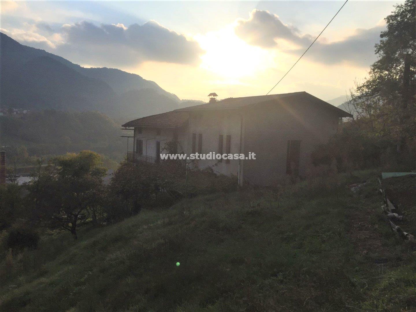 Casa Rustica in vendita a Zogno