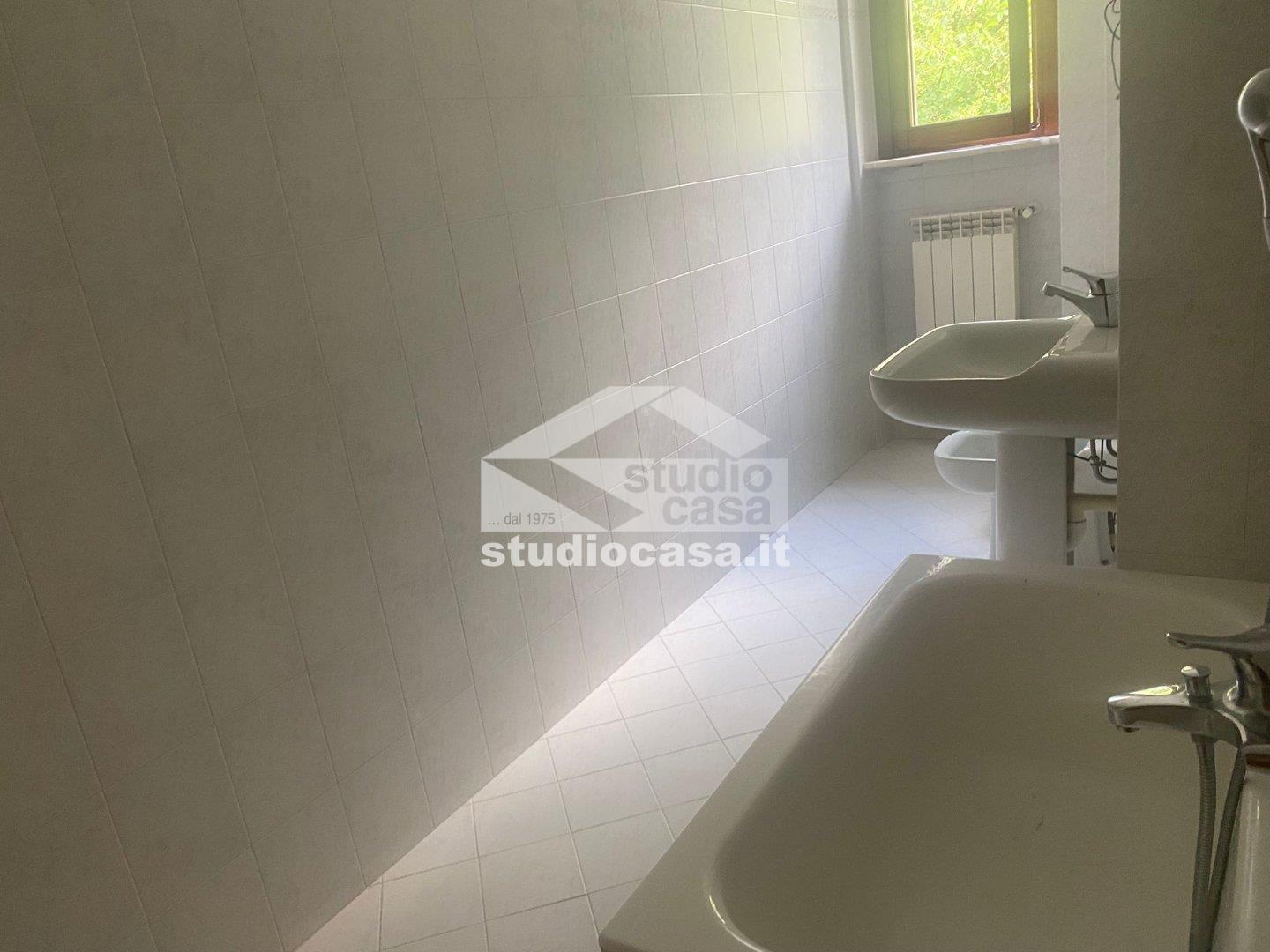 Appartamento in vendita a Lenna