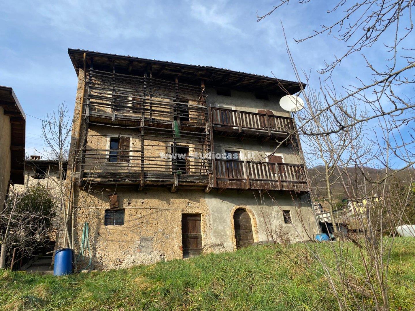 Casa Unifamiliare in vendita a Zogno