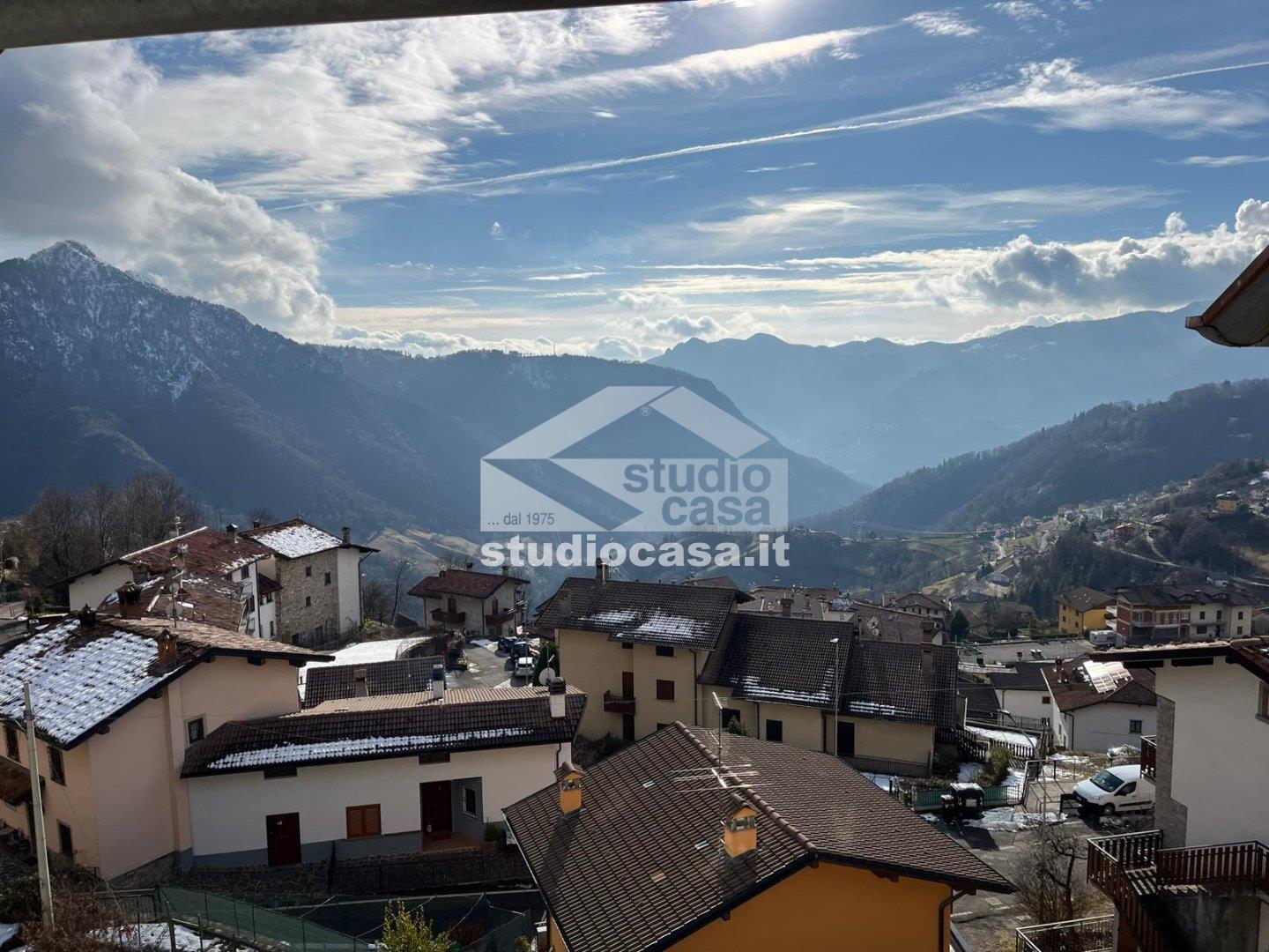 Appartamento in vendita a Dossena