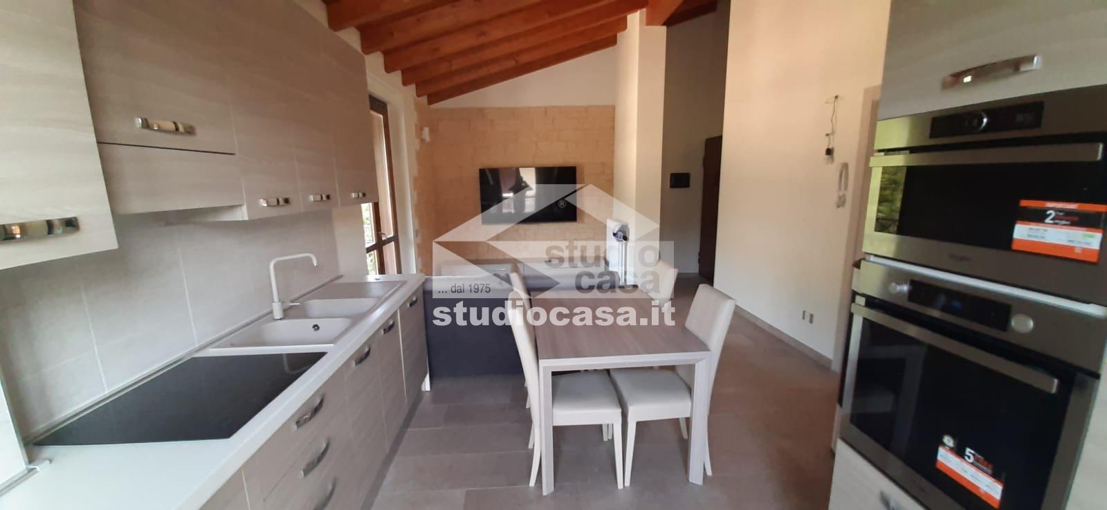 Appartamento in vendita a Val Brembilla