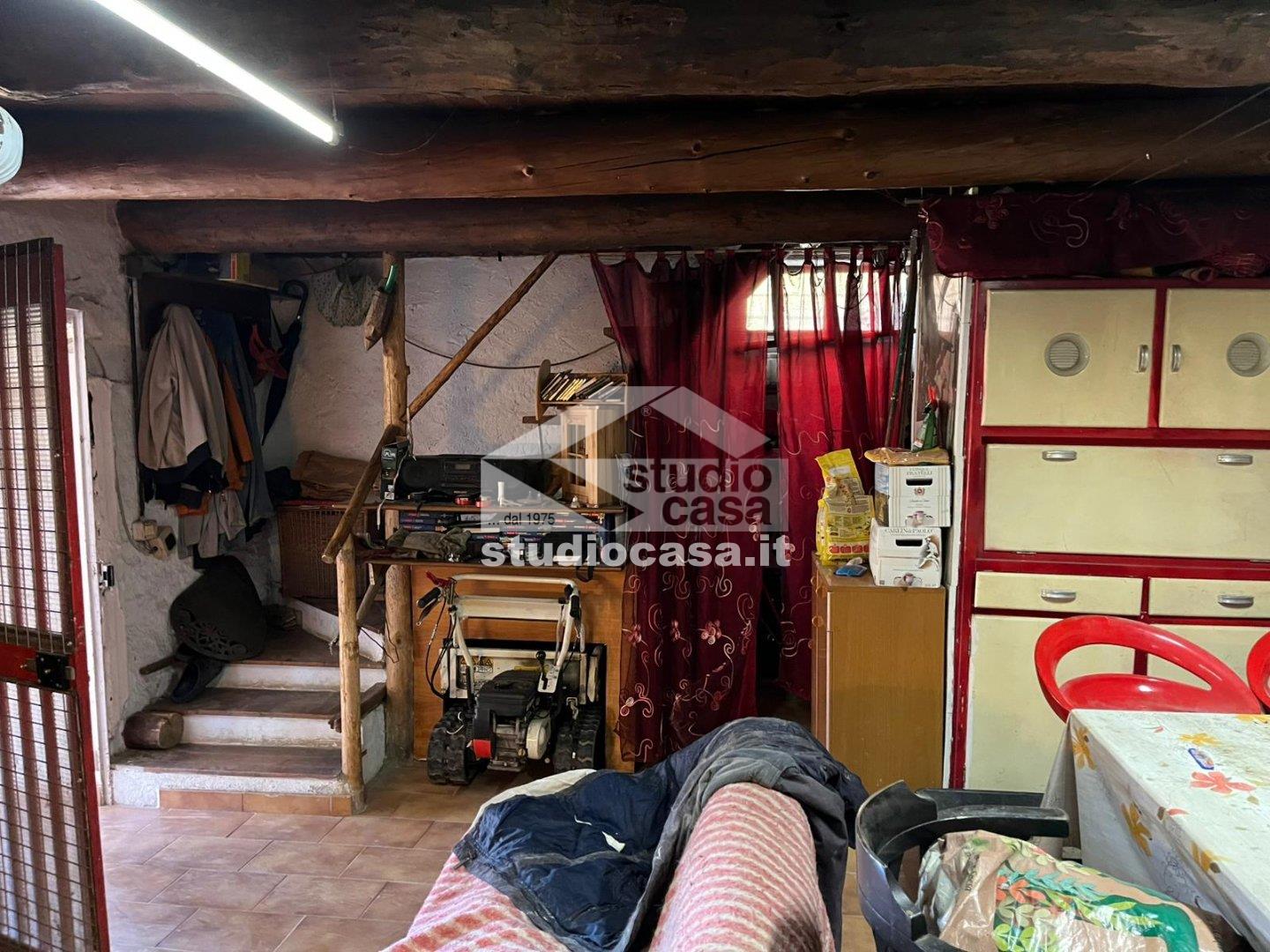 Casa Rustica in vendita a Dossena