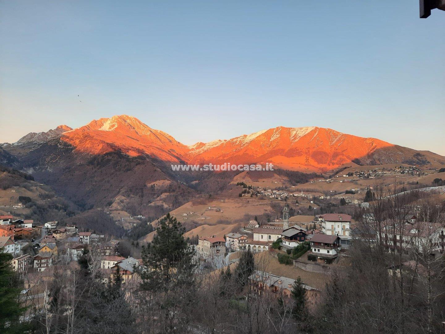 Appartamento in vendita a Oltre il Colle