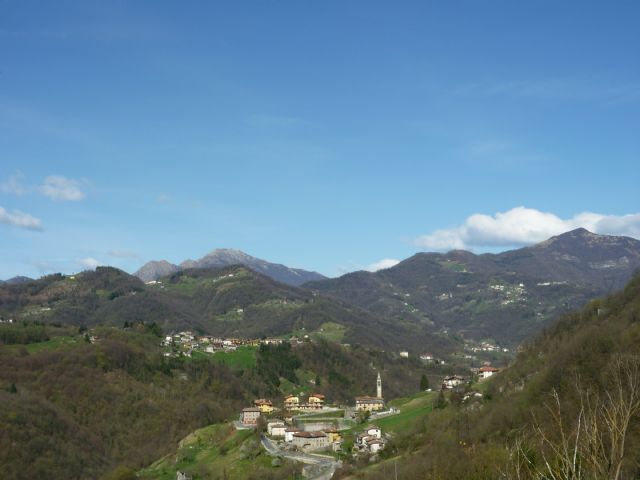 Appartamento in vendita a Val Brembilla