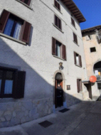Appartamento in vendita a Val Brembilla