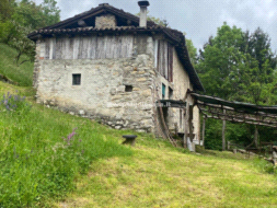 Casa Rustica in vendita a San Giovanni Bianco