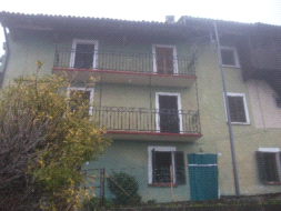 Appartamento in vendita a Val Brembilla