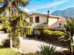 Casa Unifamiliare in vendita a Zogno