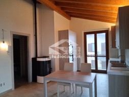 Appartamento in vendita a Val Brembilla