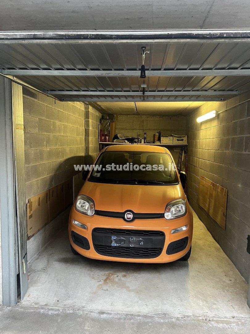 Box / Autorimessa in vendita a Milano