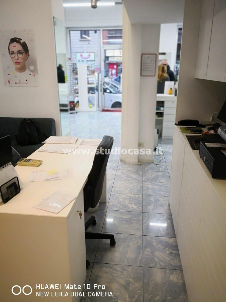 Negozio in vendita a Milano