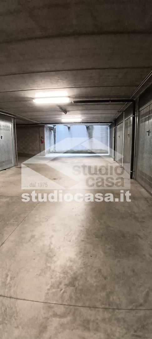 Box / Autorimessa in vendita a Milano