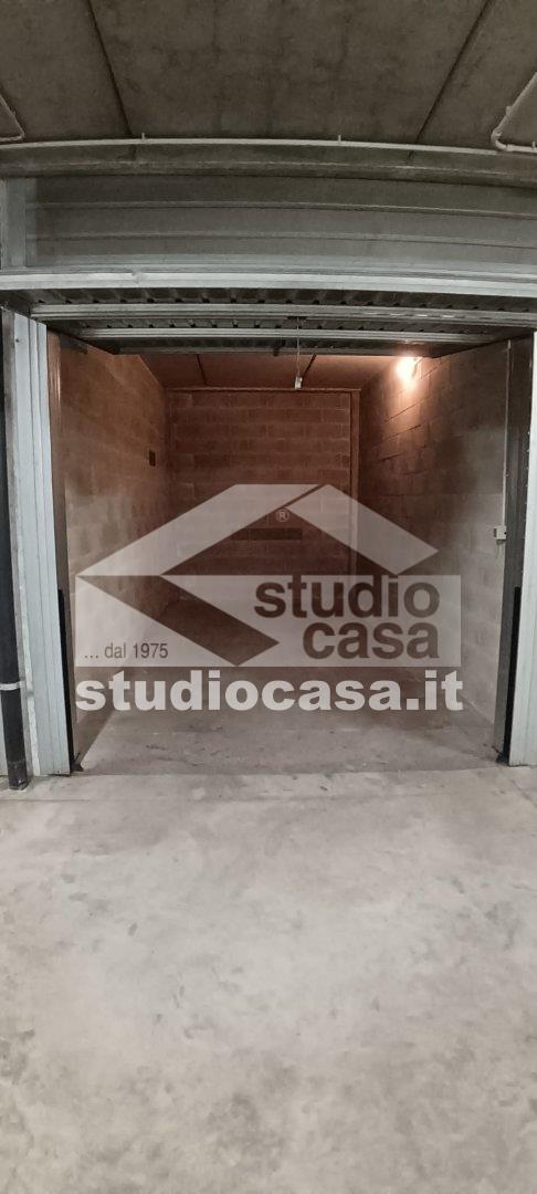 Box / Autorimessa in vendita a Milano