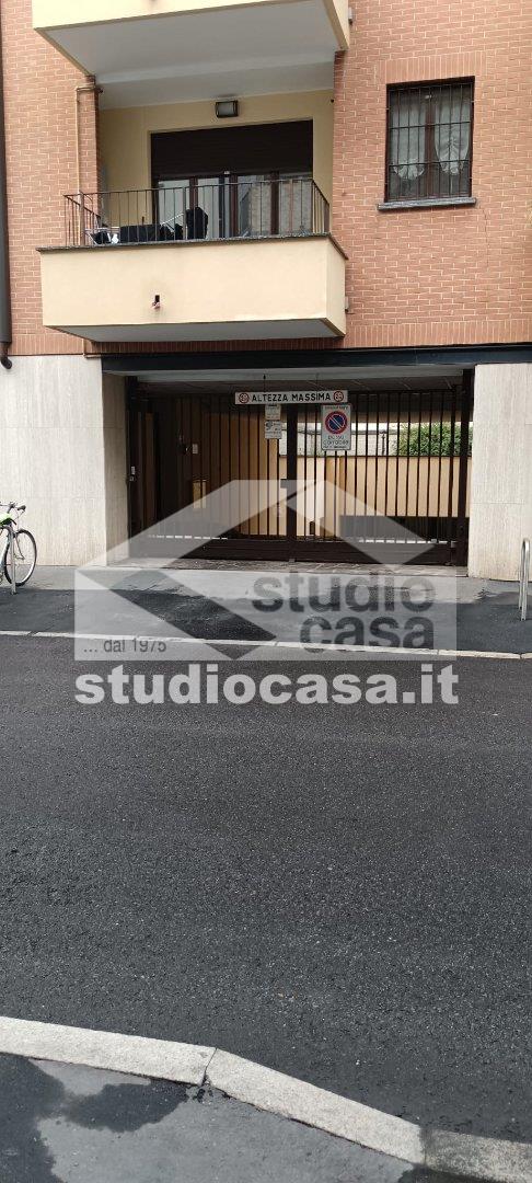 Box / Autorimessa in vendita a Milano