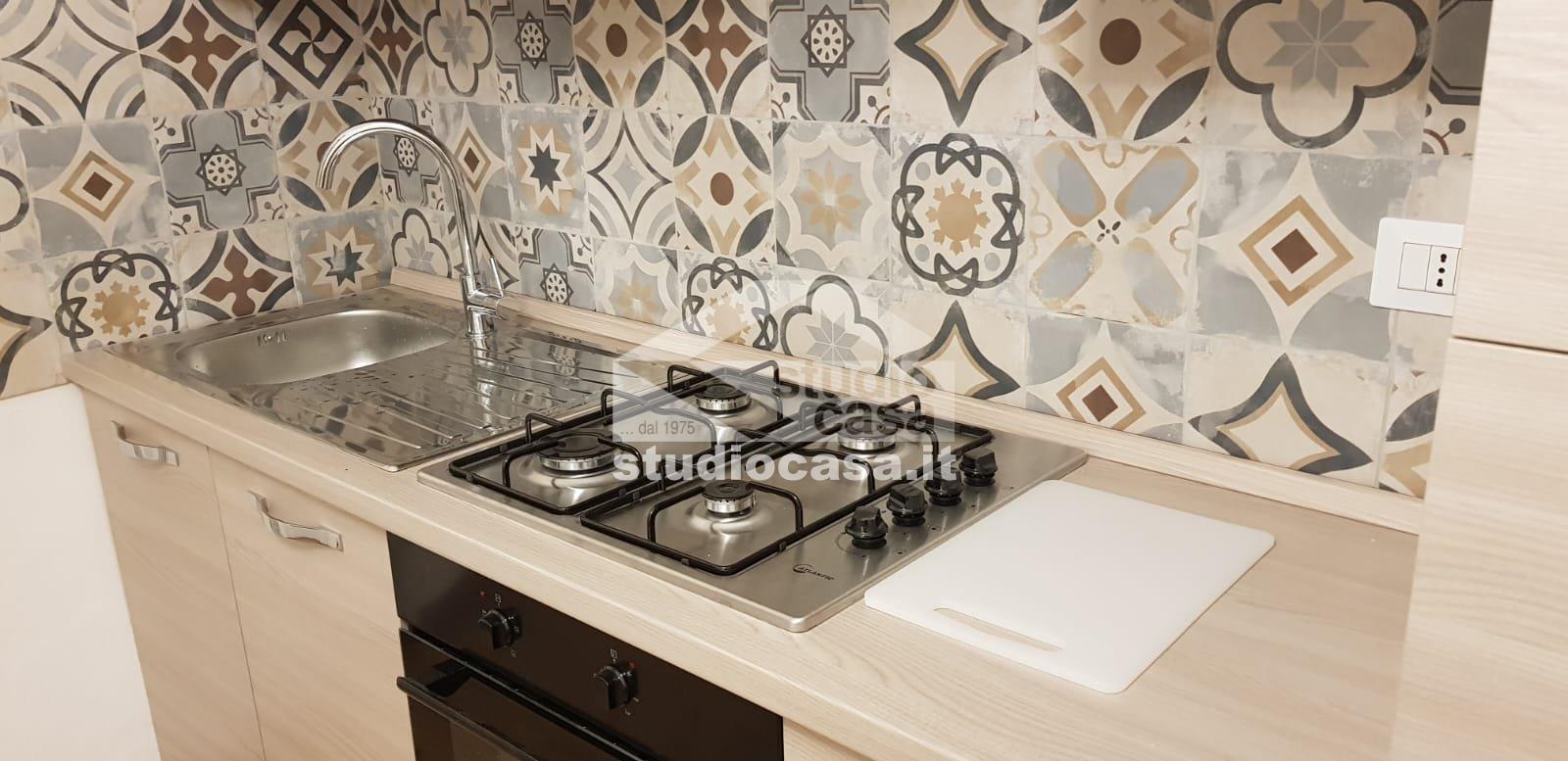 Stanza in Appartamento in affitto a Milano