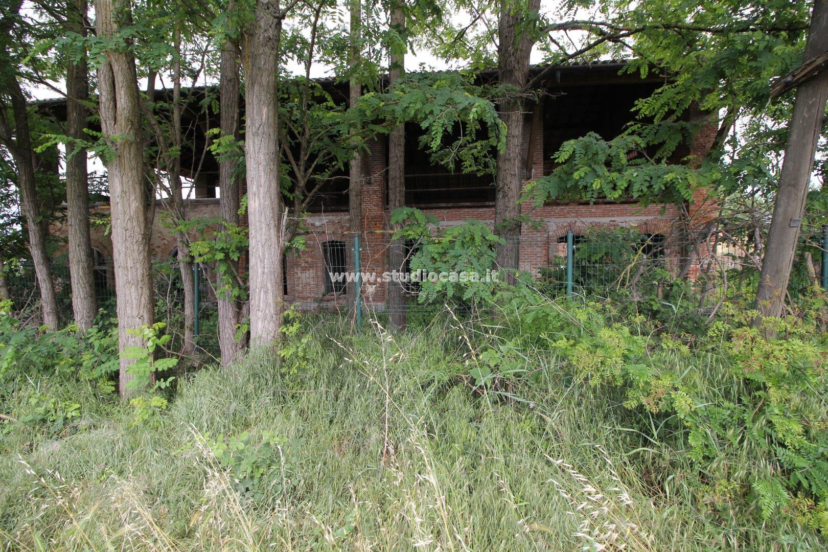 Cascina in vendita a Caselle Lurani
